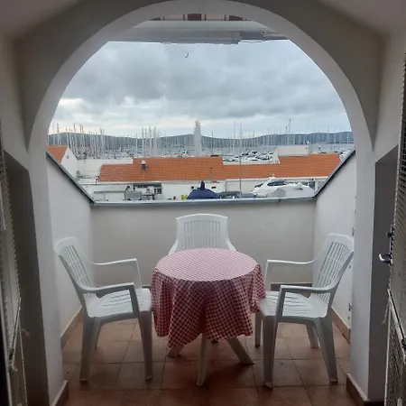 Emily 7 Apartamento Biograd Na Moru
